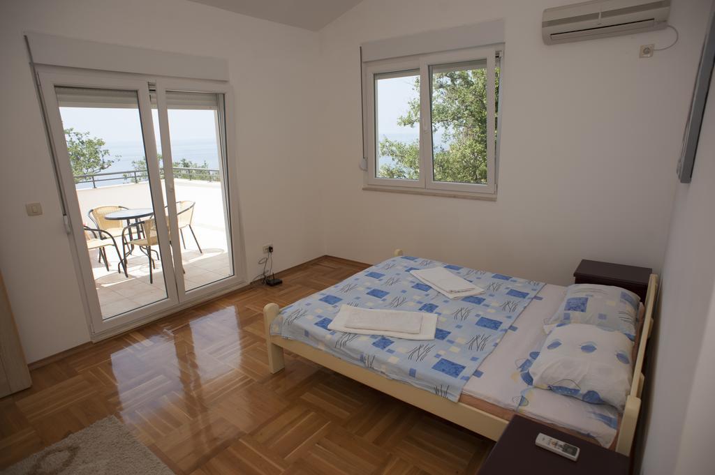 Apartments Villa Simonovic Петровац Экстерьер фото
