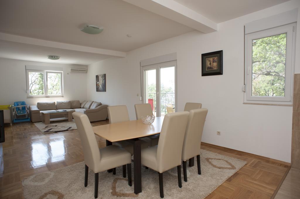 Apartments Villa Simonovic Петровац Экстерьер фото