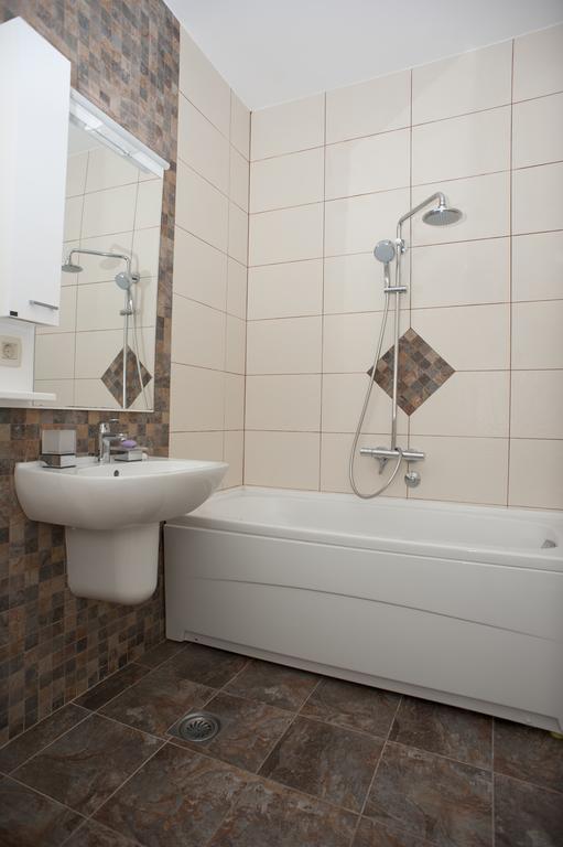 Apartments Villa Simonovic Петровац Экстерьер фото