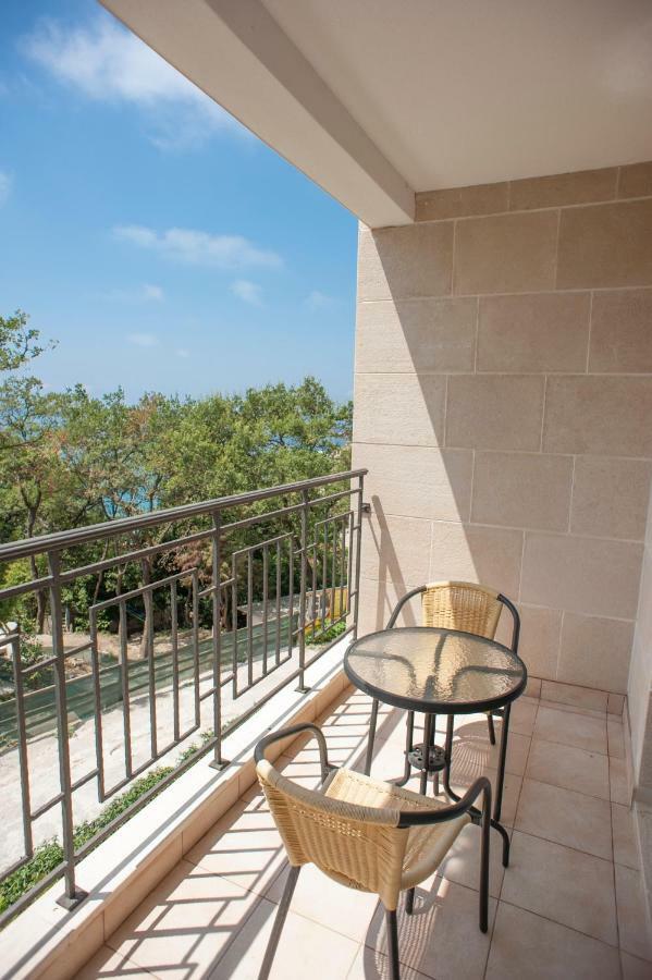 Apartments Villa Simonovic Петровац Экстерьер фото